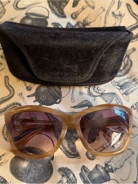 Vintage Tom Ford Caramel Brown 2012 Lana Sunglasses TF280 with Gradient Lenses